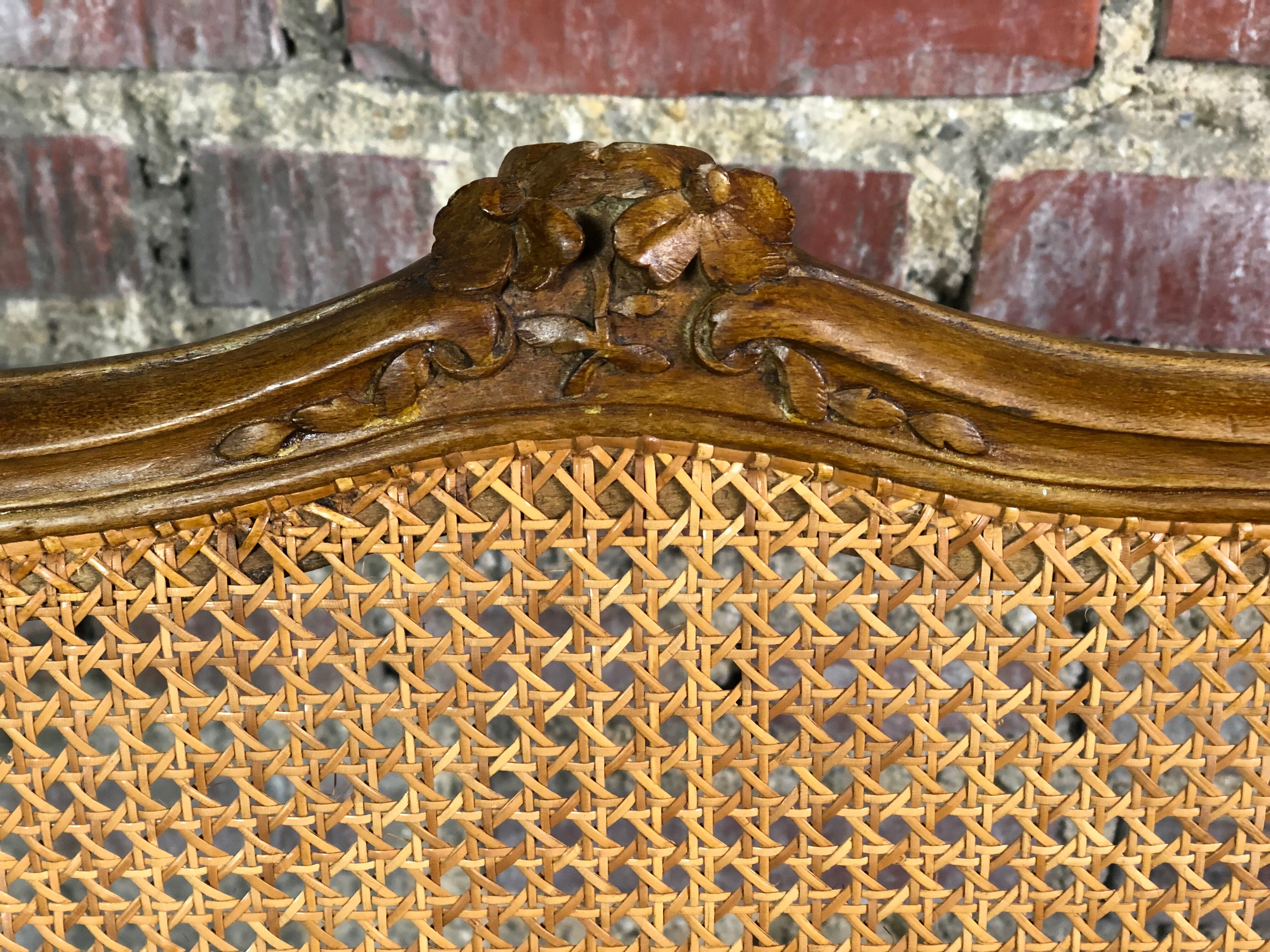 Chairs (lot of 6) Louis XV style in solid walnut caned 1940