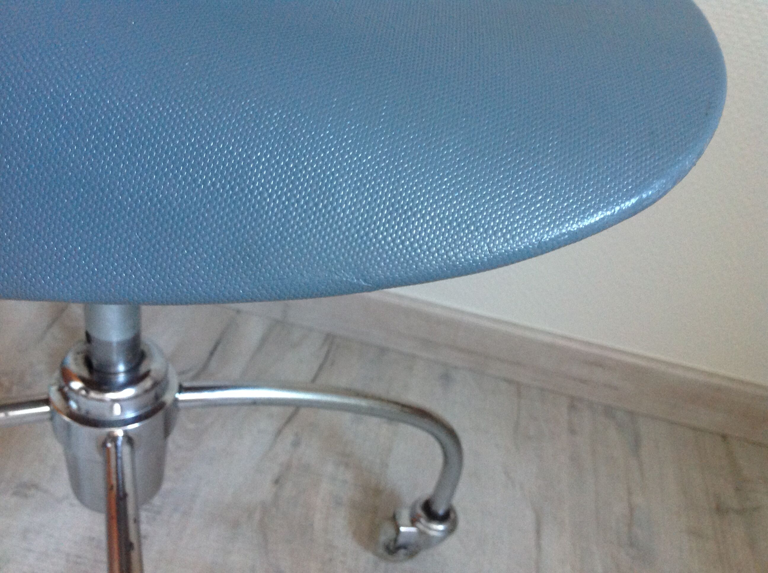 Chrome metal swivel chair industrial/vintage style 50s-60s