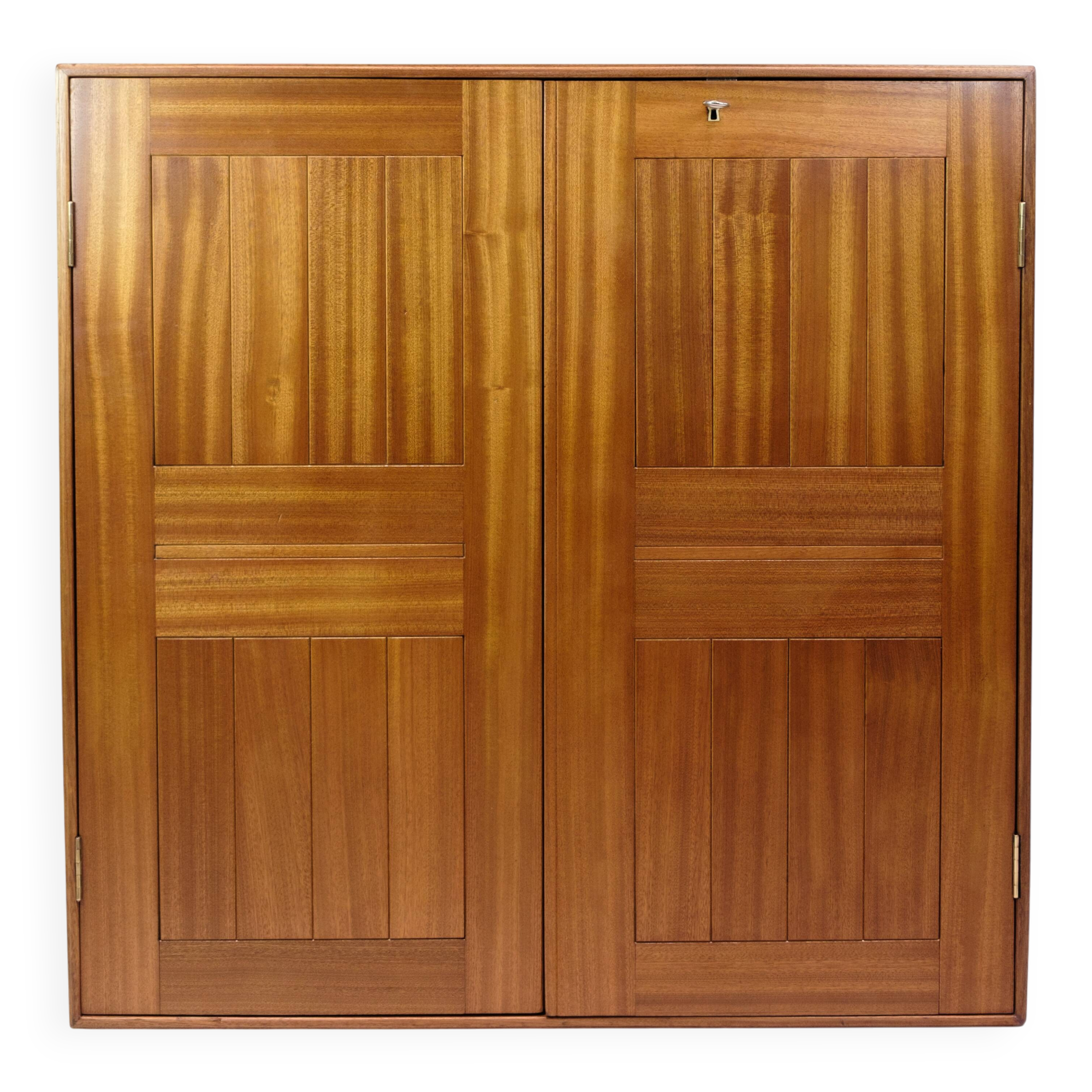 Cabinet en acajou par Mogens Koch pour Rud. Rasmussen, années 1970