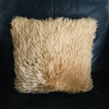 Plush cushion