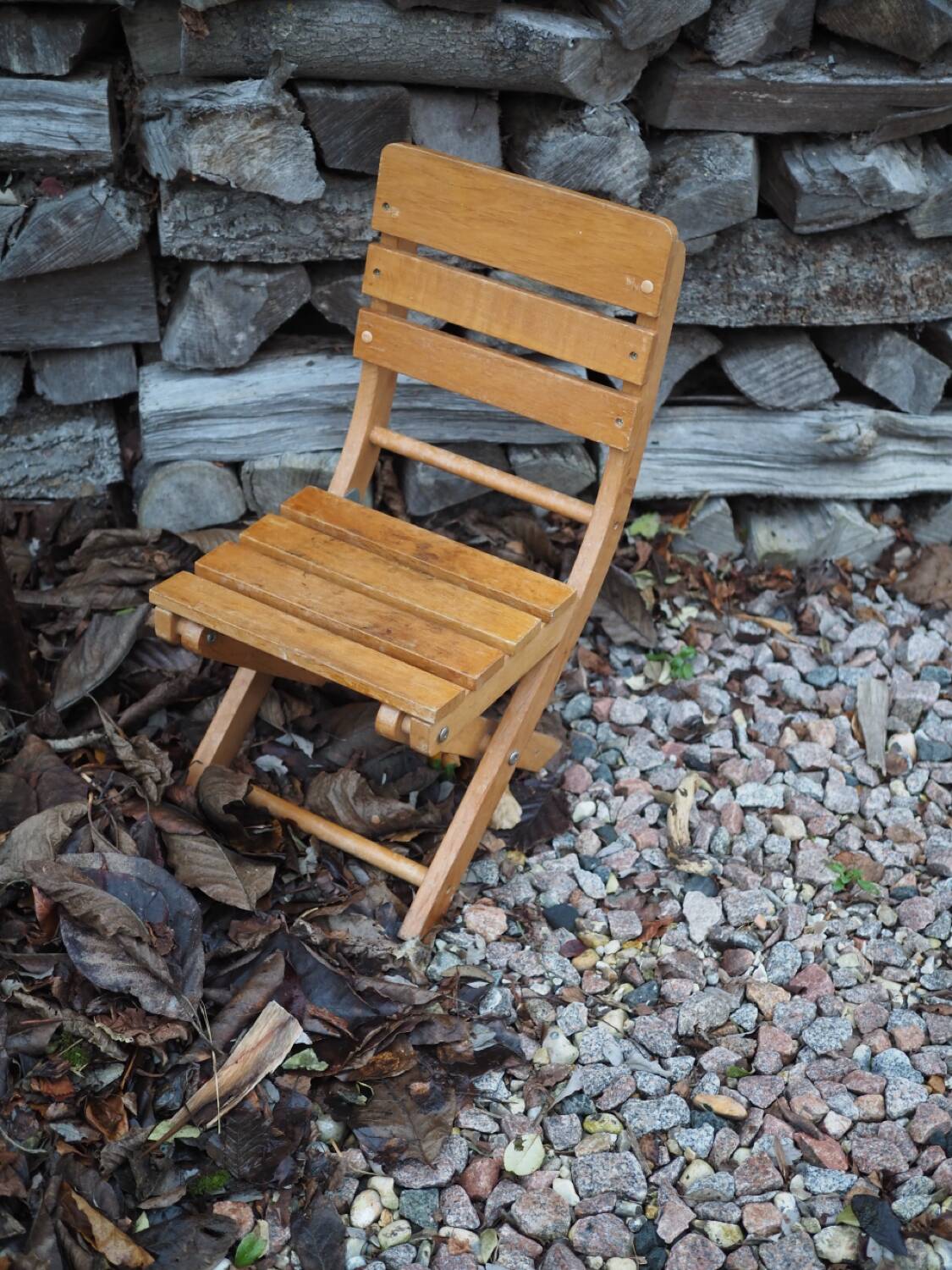 Chaise rustique pour enfant pliante en bois