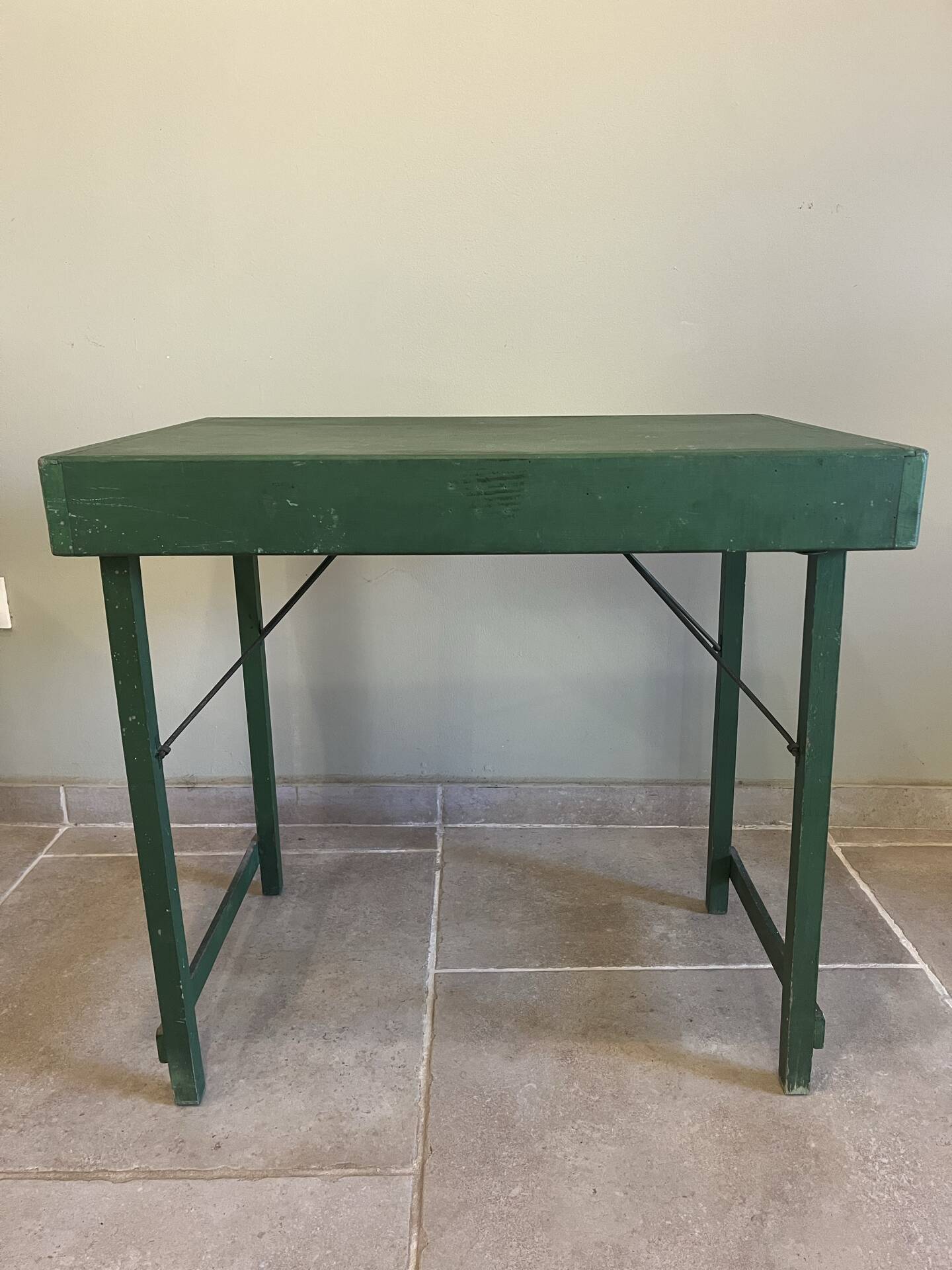 Folding side table