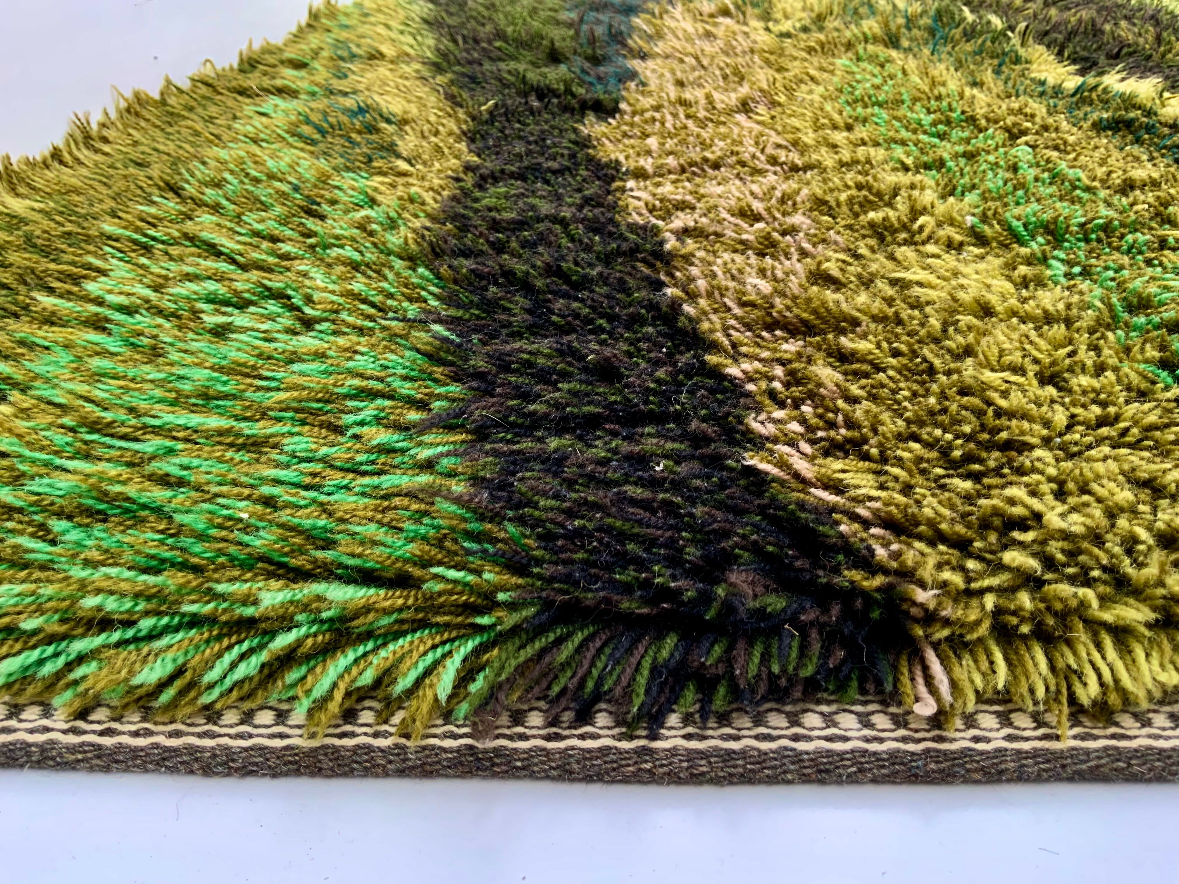Green scandinavian modernist design wool rya rug woven handmade vintage 1960s