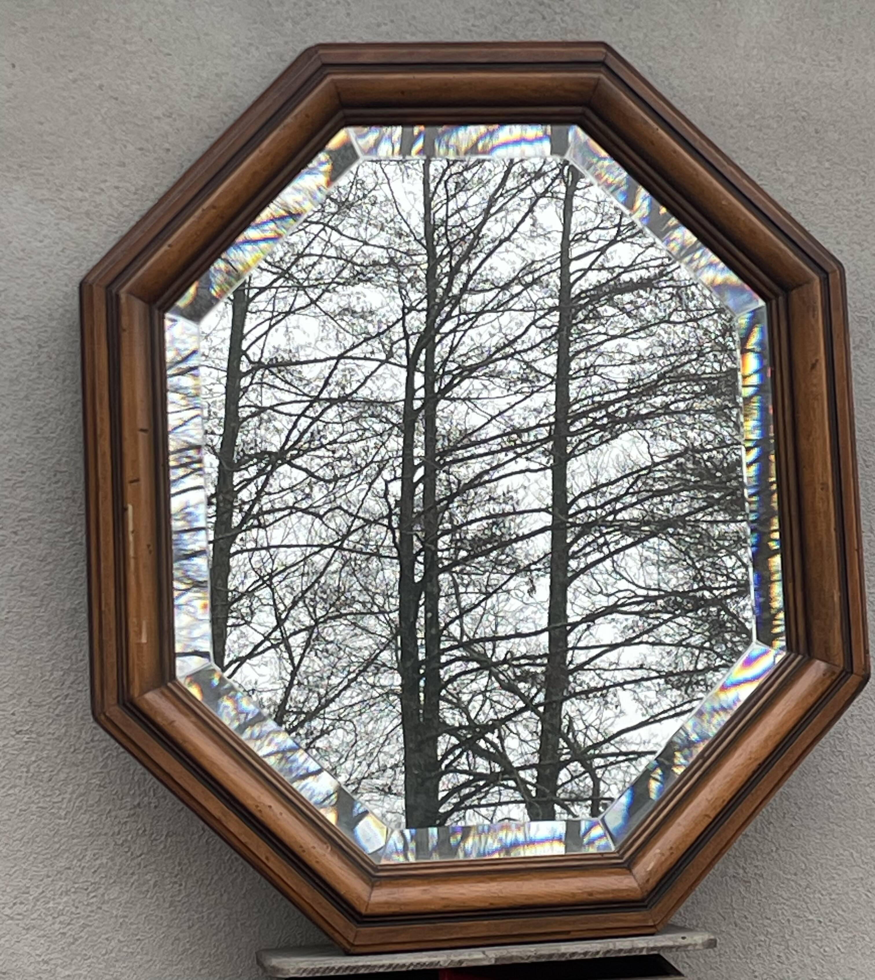 Rustic beveled mirror in molded natural wood 64 x 56 cm