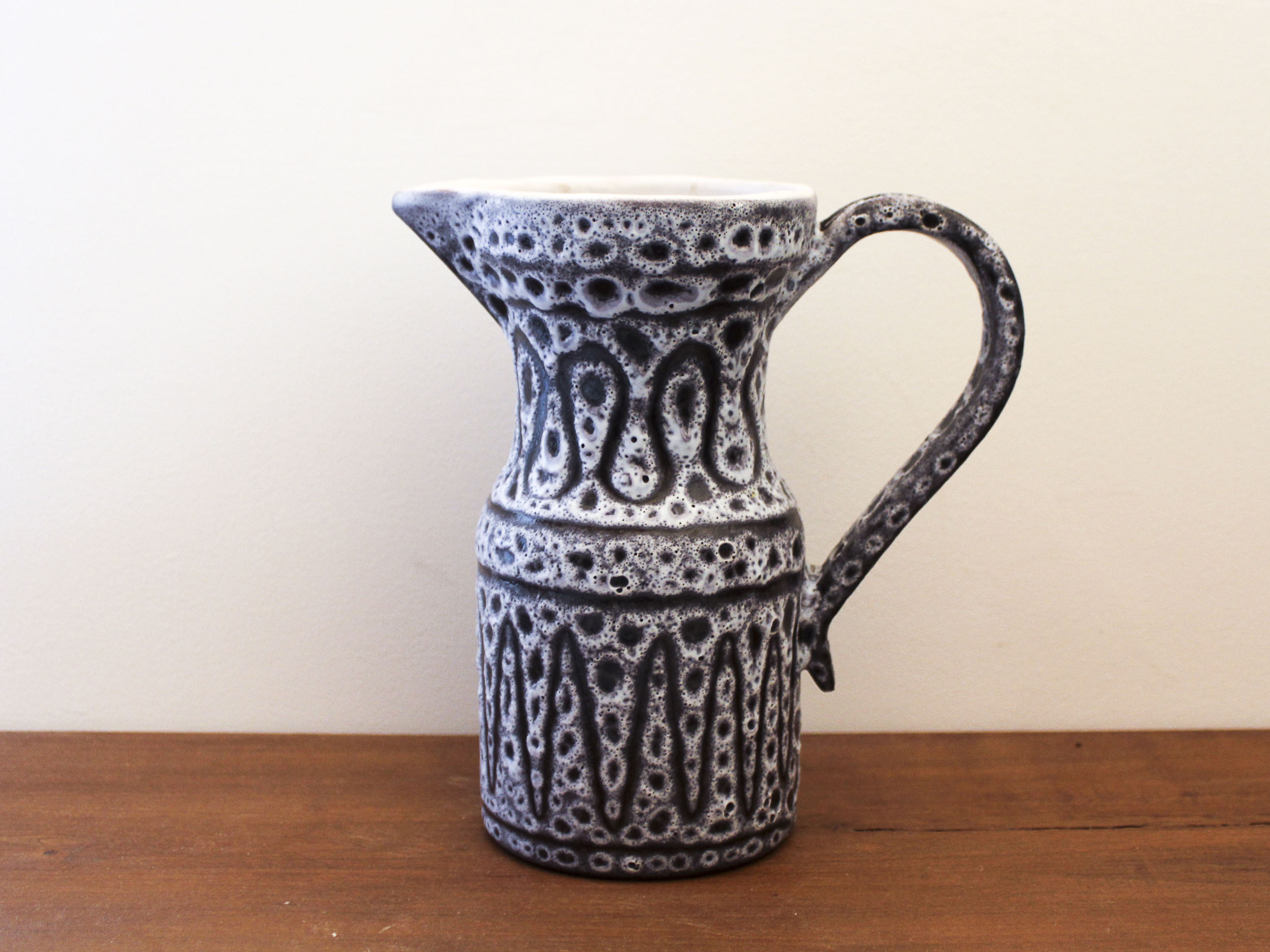 Pitcher Jean Austruy 60s