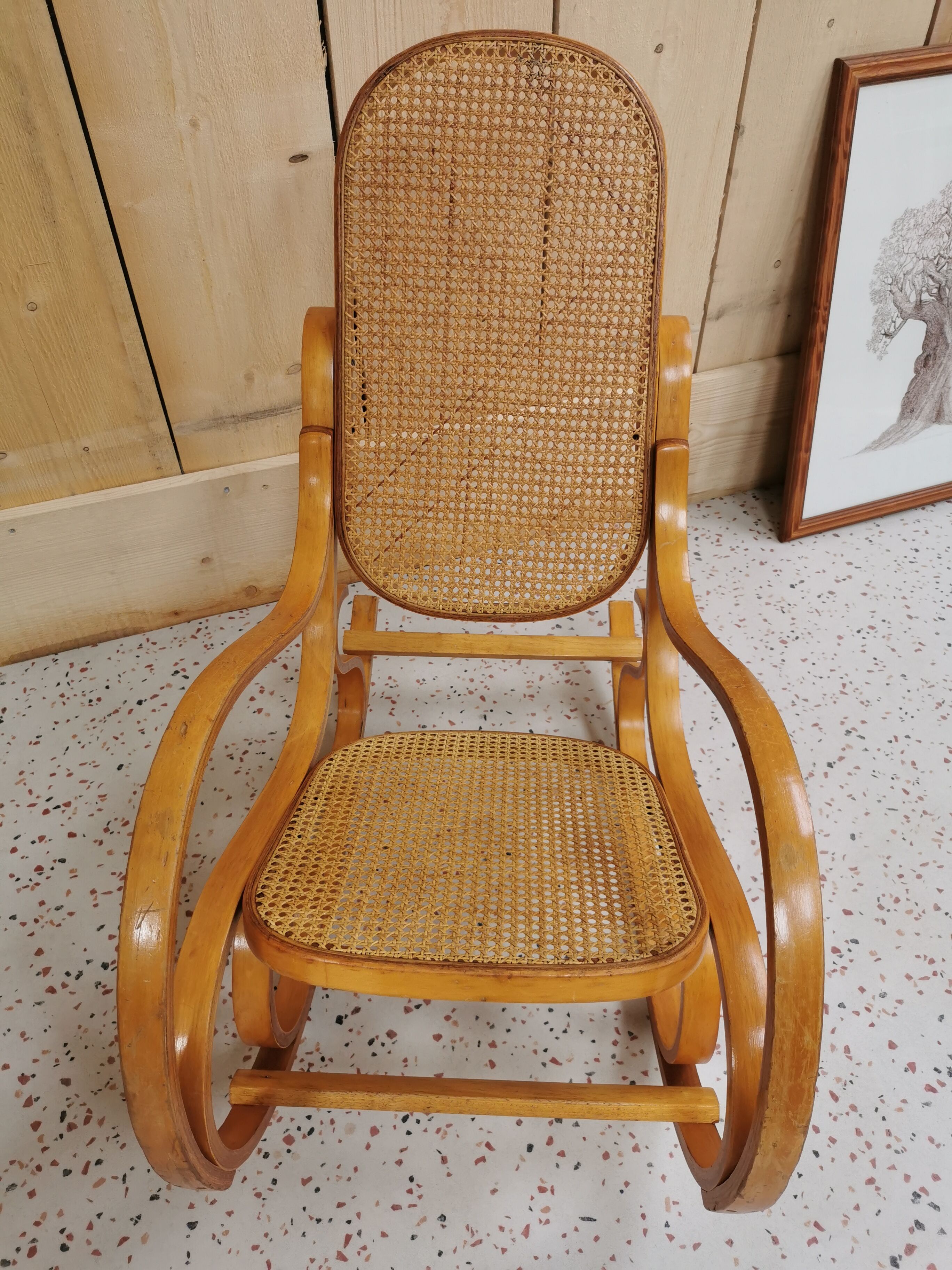 Rocking chair in caning