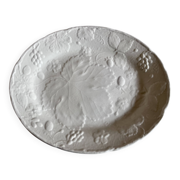 Plat en faïence anglaise Burleigh Davenport relief fraise et feuille vigne