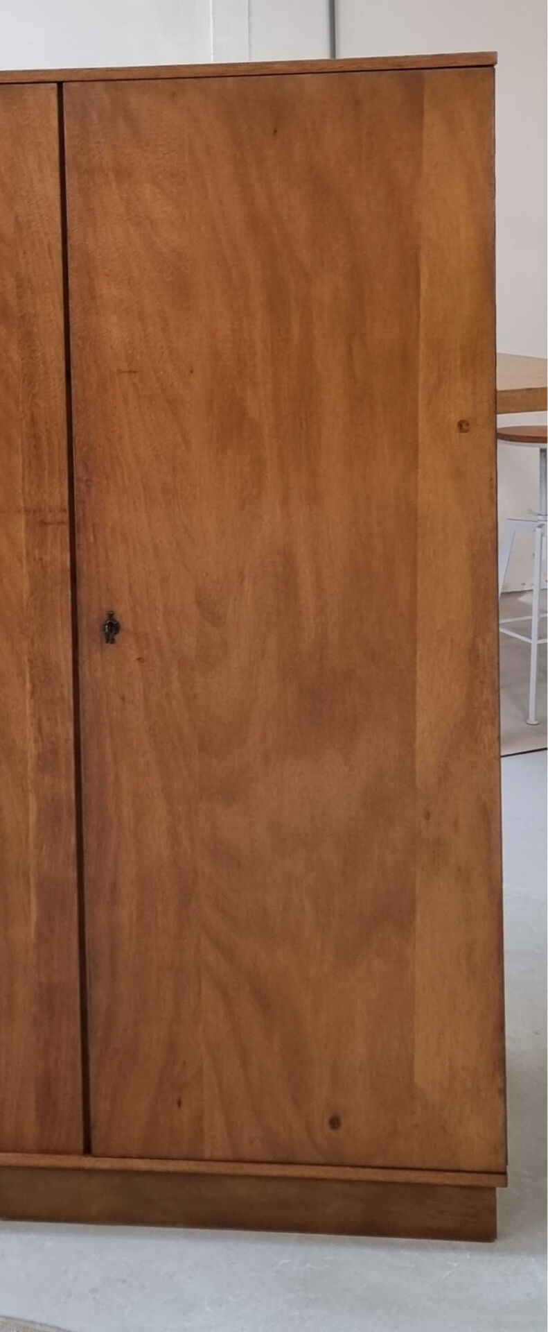 Armoire du milieu du siècle