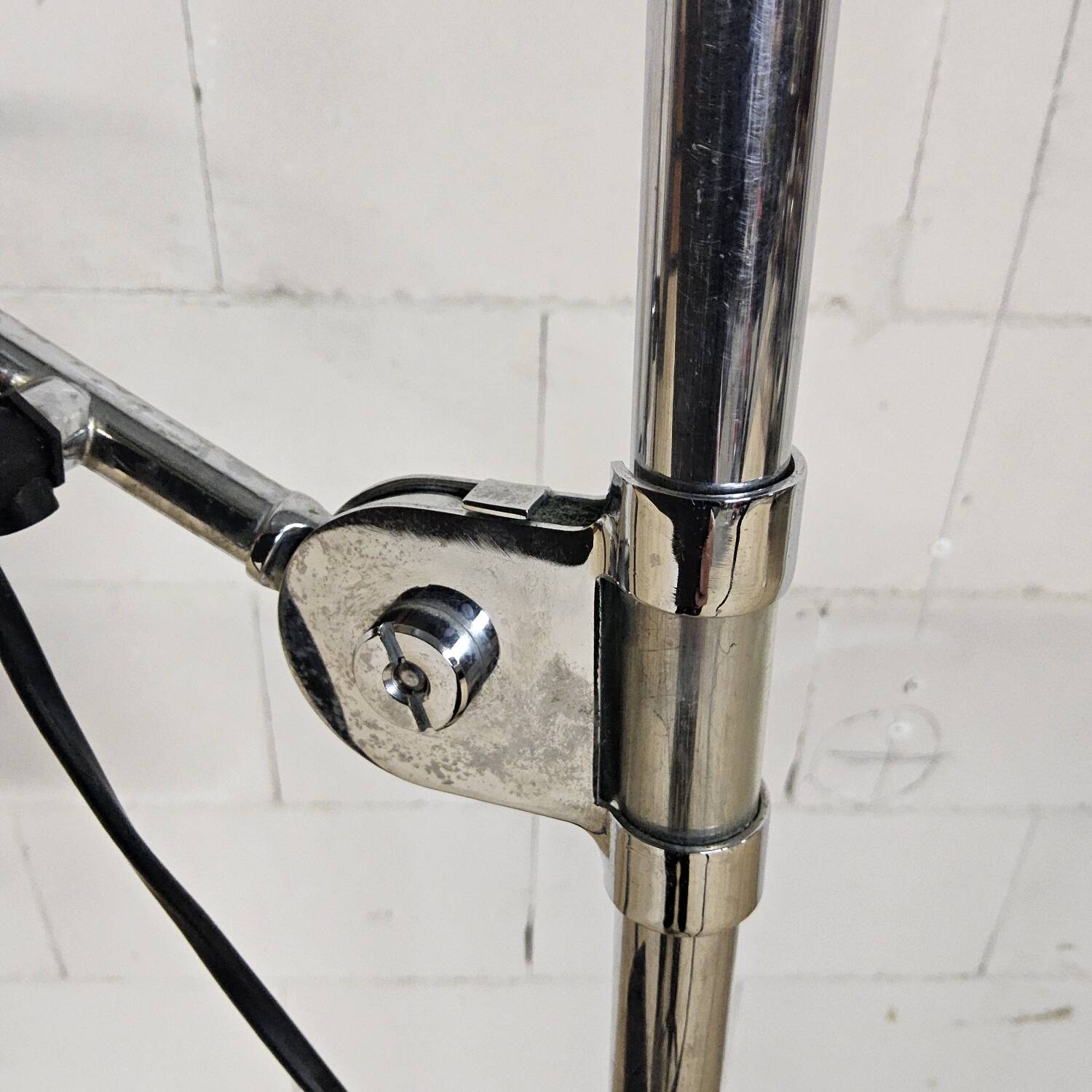 Vintage chrome / white Bauhaus floor lamp Gubi Bestlite BL3