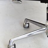 Charles & Ray Eames Softpad Executive Chair EA219 for Vitra