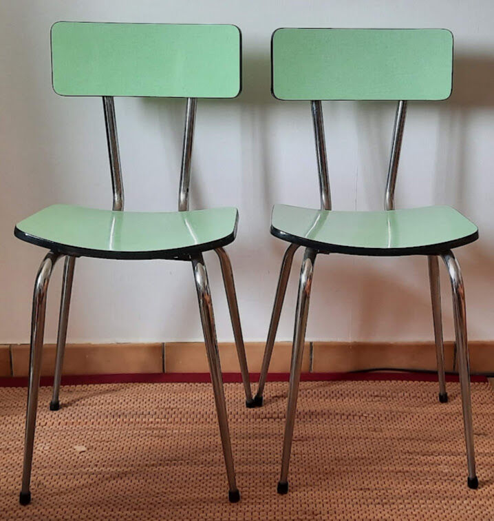 Set of Formica chairs