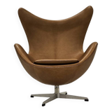 Arne Jacobsen Egg chair by Fritz Hansen