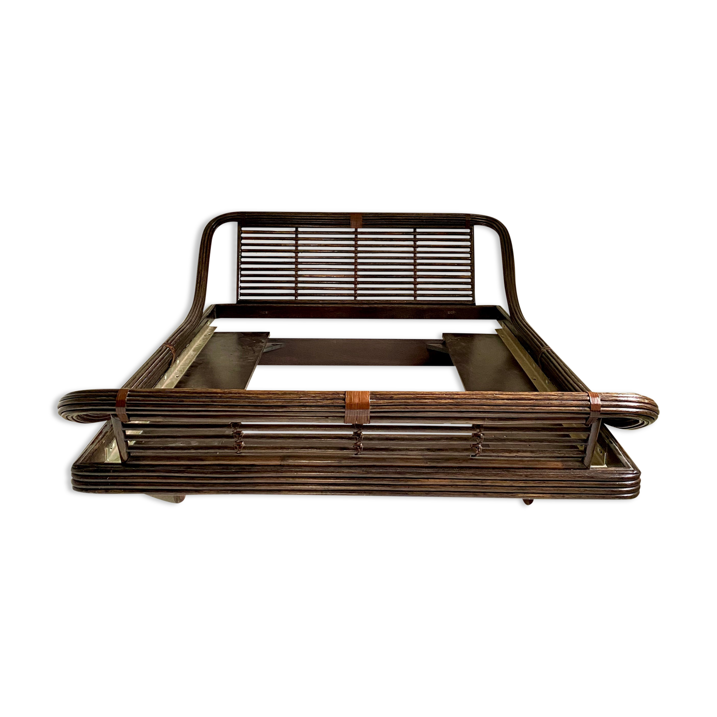 Vintage bamboo /rattan bed