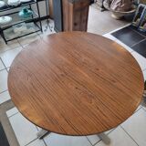 Vintage formica table with chrome leg and extension