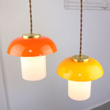 3 suspensions champignon en verre et laiton du milieu du siècle