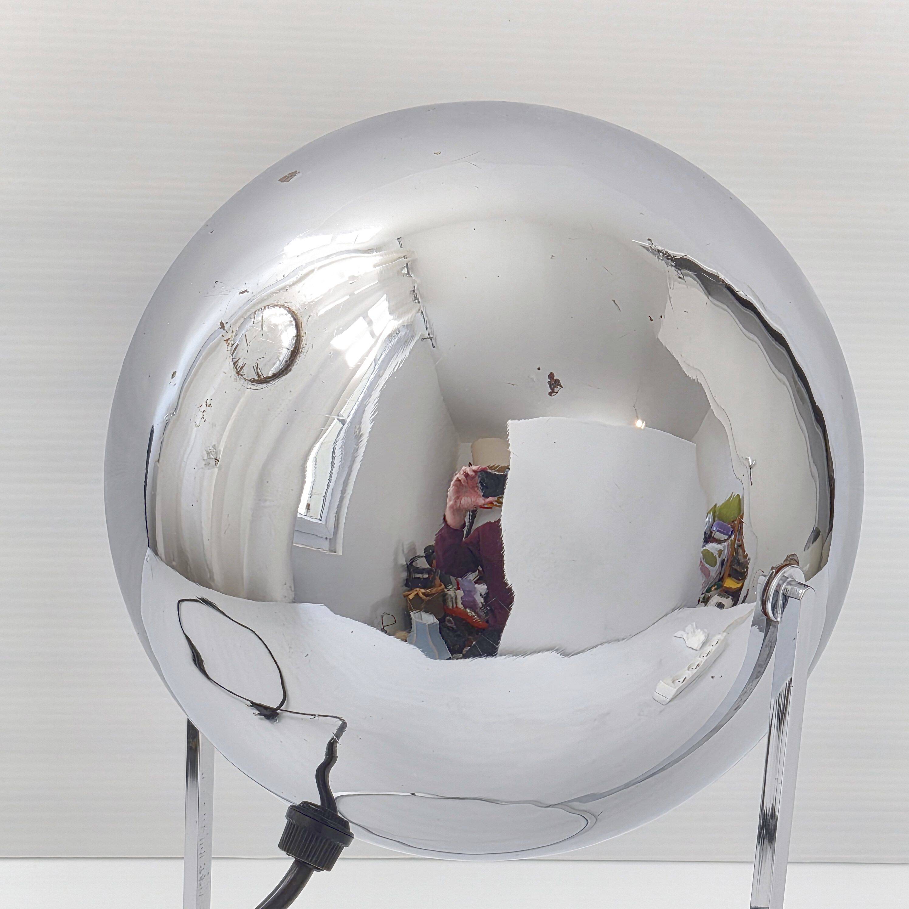 Vintage 1970s space age lamp