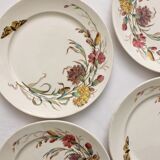 4 flat plates in polychrome iron earth model "Carnations" Gien gold medals