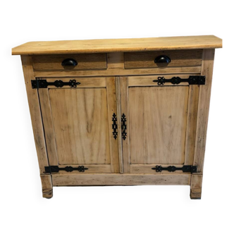 Parisian buffet in raw wood