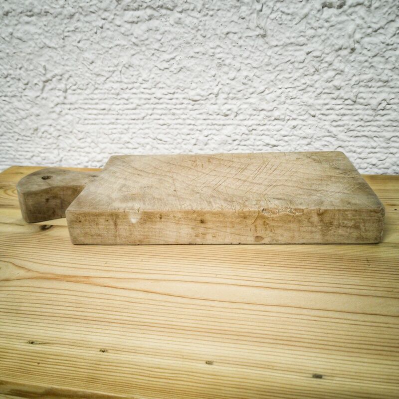 Wooden cutting board