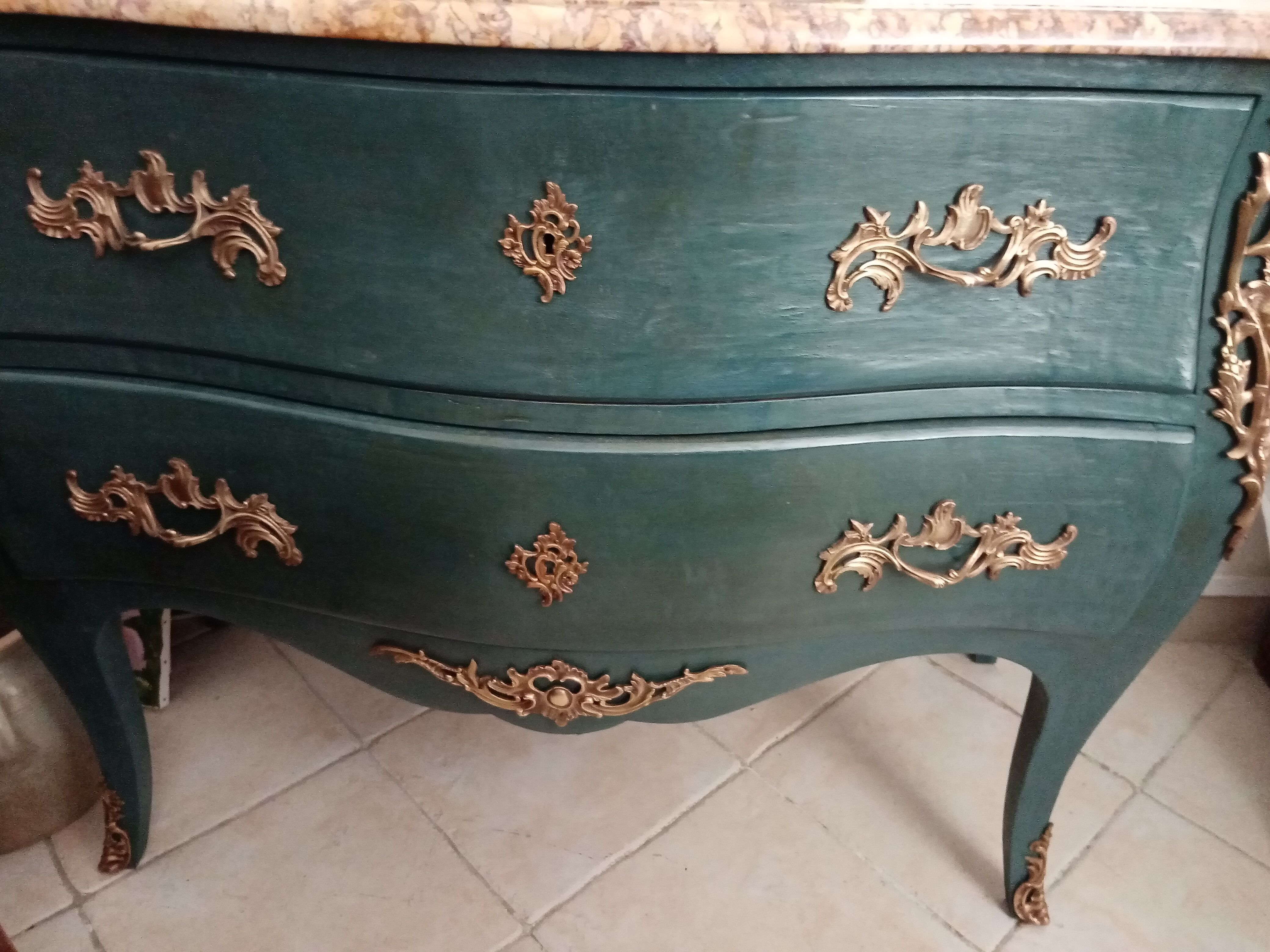 Louis XV curved dresser 2 drawers