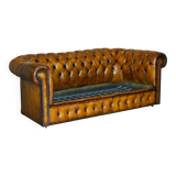 Vintage Chesterfield leather sofa bed, fully restored, circa 1940.