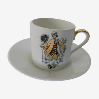 Tasse et sous tasse frabrique royale Limoges porcelaine blanche & or