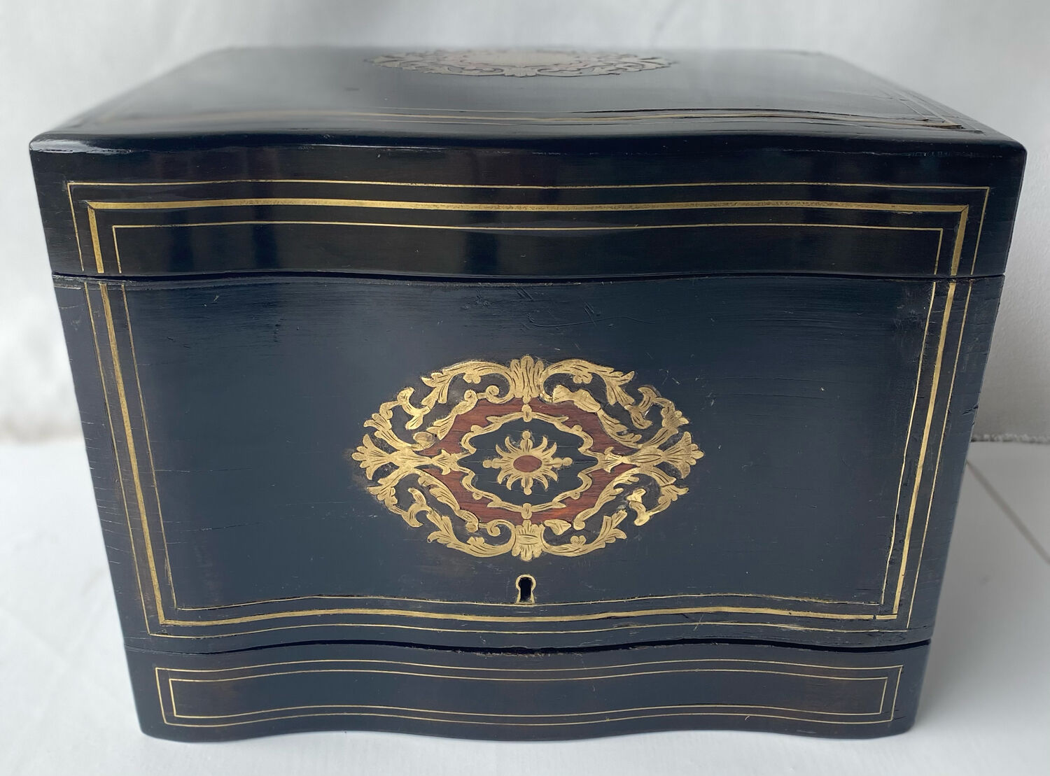 Napoleon III liquor cellar