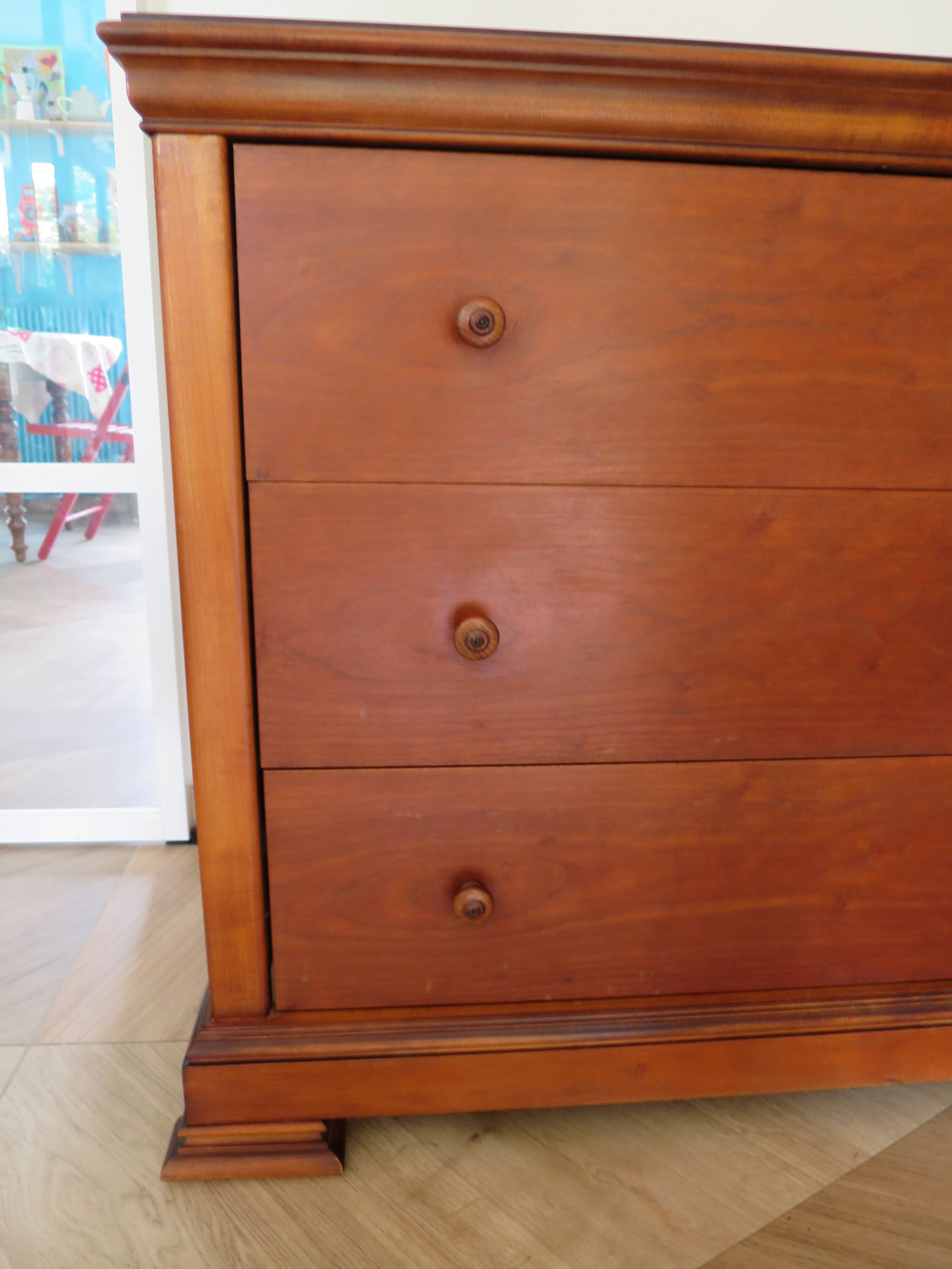 Elegant cherry wood chest of drawers – 3 drawers – 80s