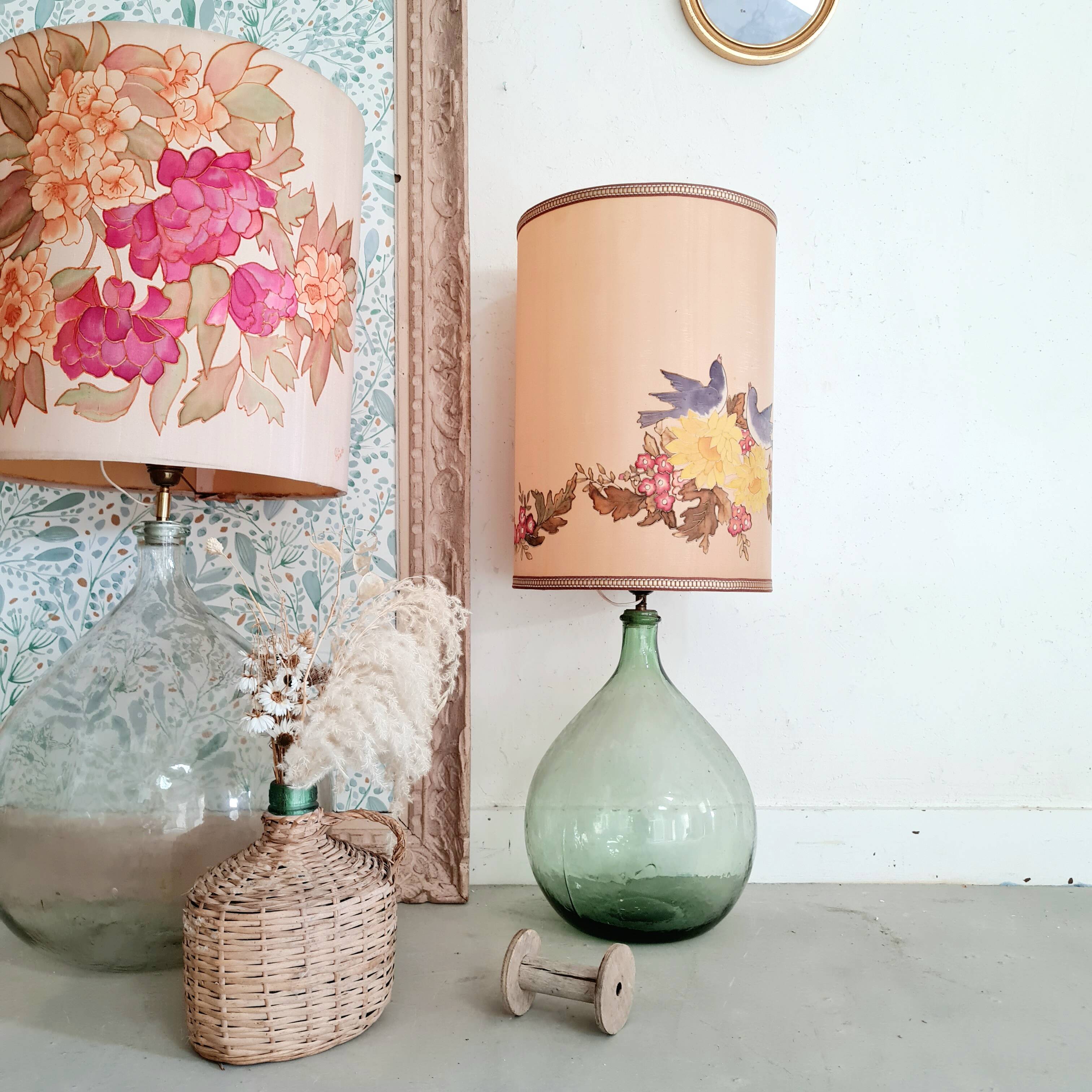 Lampe dame jeanne  abat jour fleuri