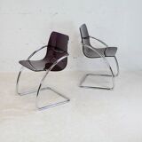 Pair of chairs by Yves Christin, tubular steel, purple plexiglass. Ed. Airborne, France cira 1970