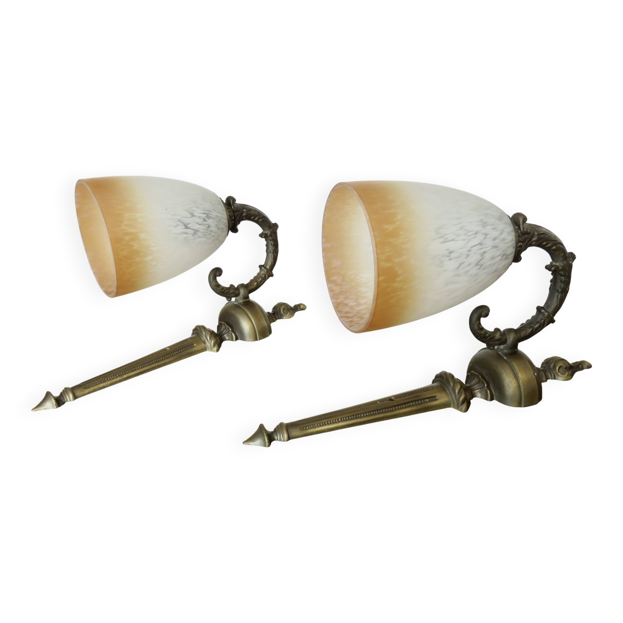 Pair of art deco wall lights in marbled glass and brass