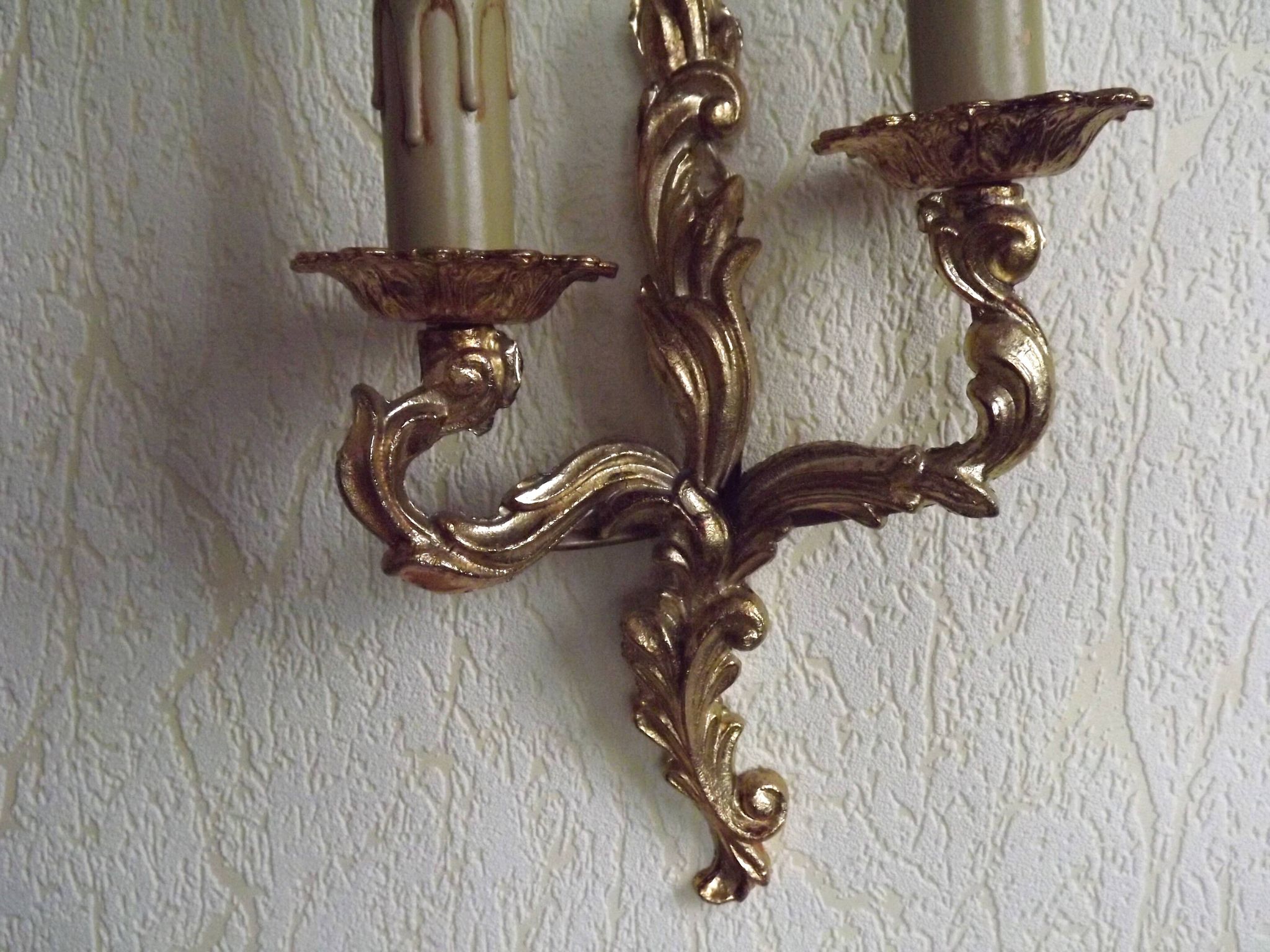 Brass wall lights.
