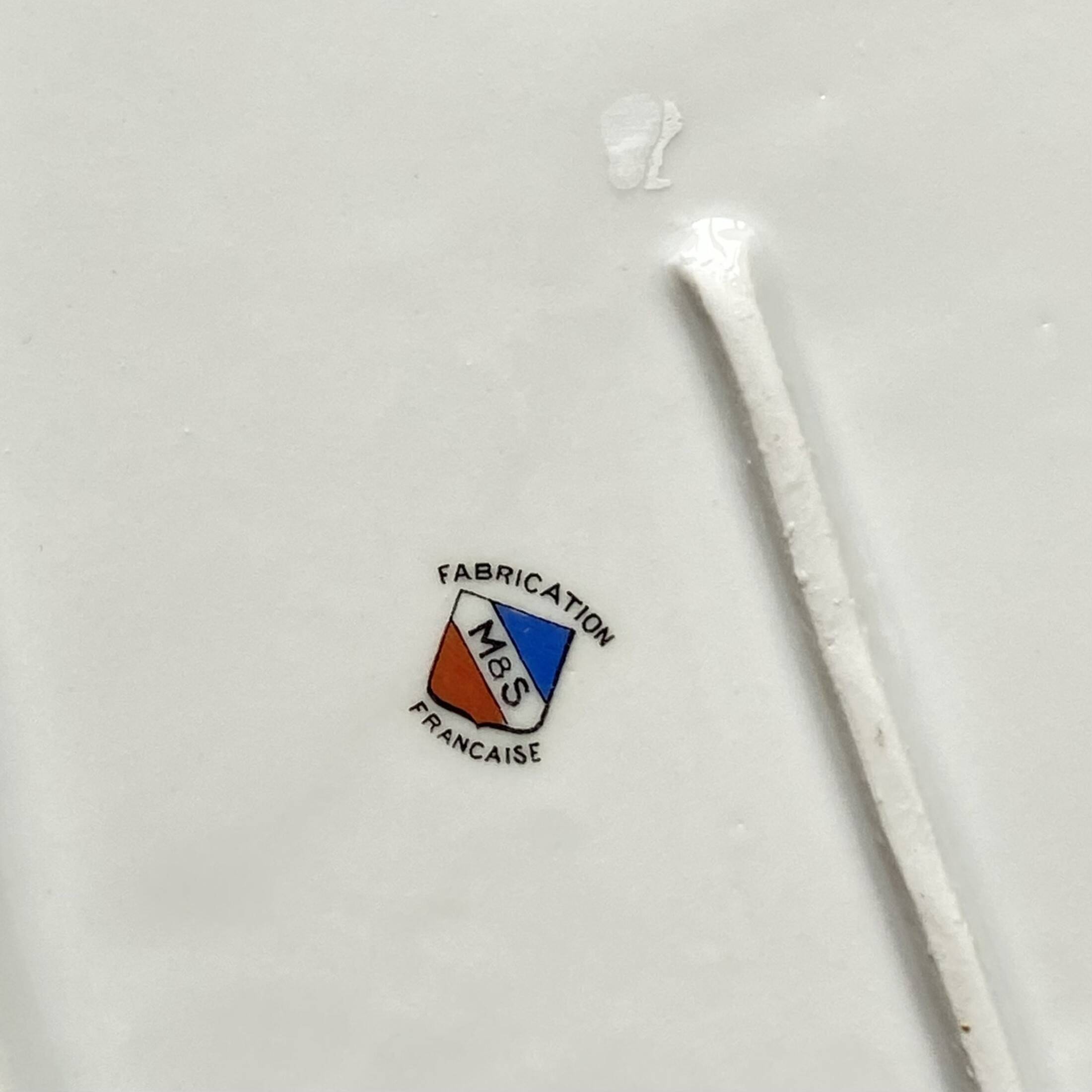 Oval serving dish M and S Berry small flowers and gilding old Limoges porcelain ACC-7108