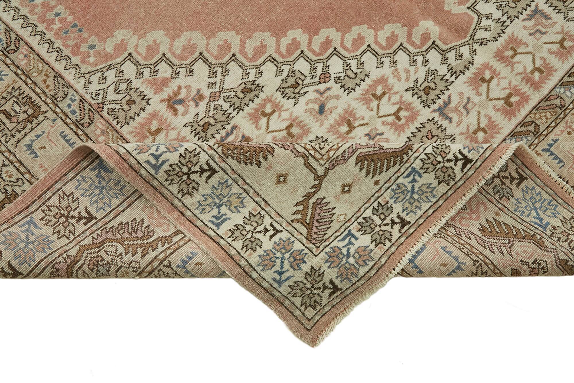 Turkish Vintage Anatolian Rug 207 cm x 293 cm