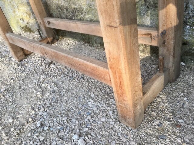 Solid wood carver's workbench