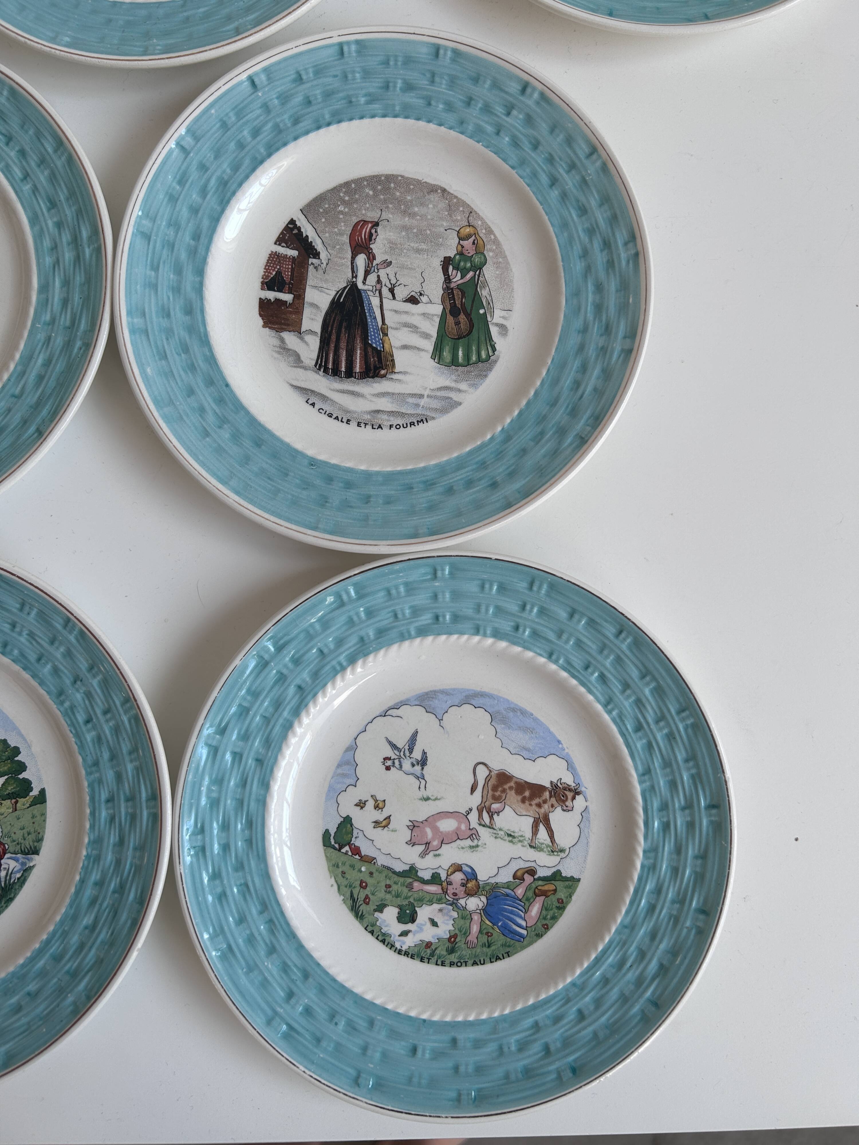 Set of 7 antique plates 18 cm – Fables de La Fontaine – turquoise decoration