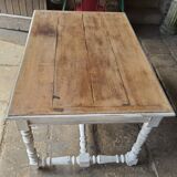Farm table
