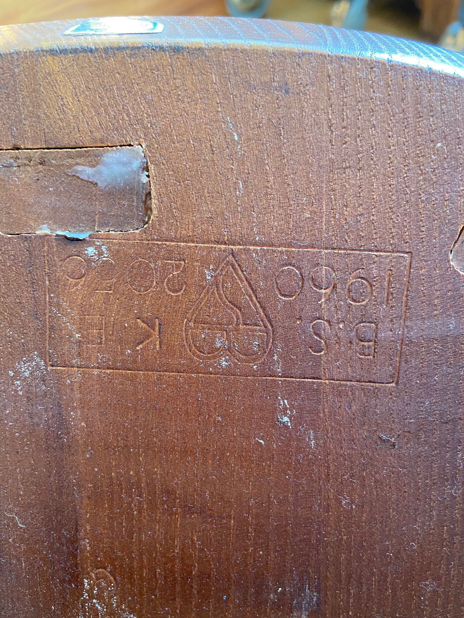 Paire de chaises en bois "Ercol"