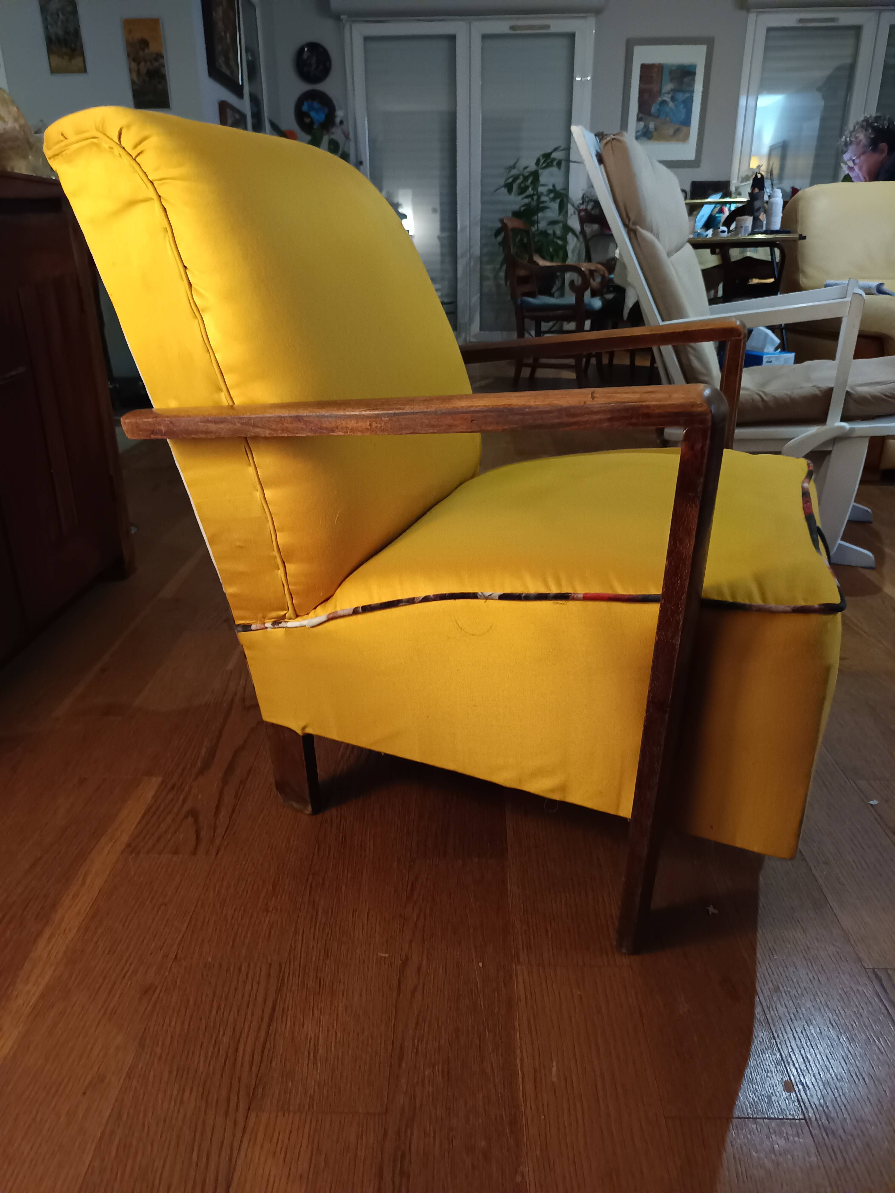 fauteuil bas vintage des années 1940