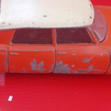 Voiture ancienne Dinky toys, DS 19, Made in France Meccano