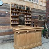 Early 20th century bar set in solid elm