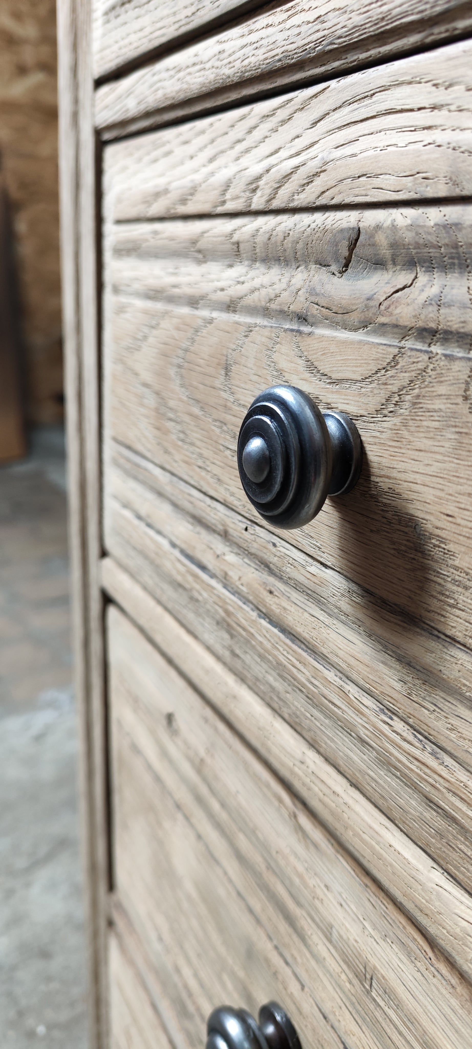 Oak chest of drawers five drawers