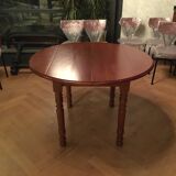 Expandable roundtable