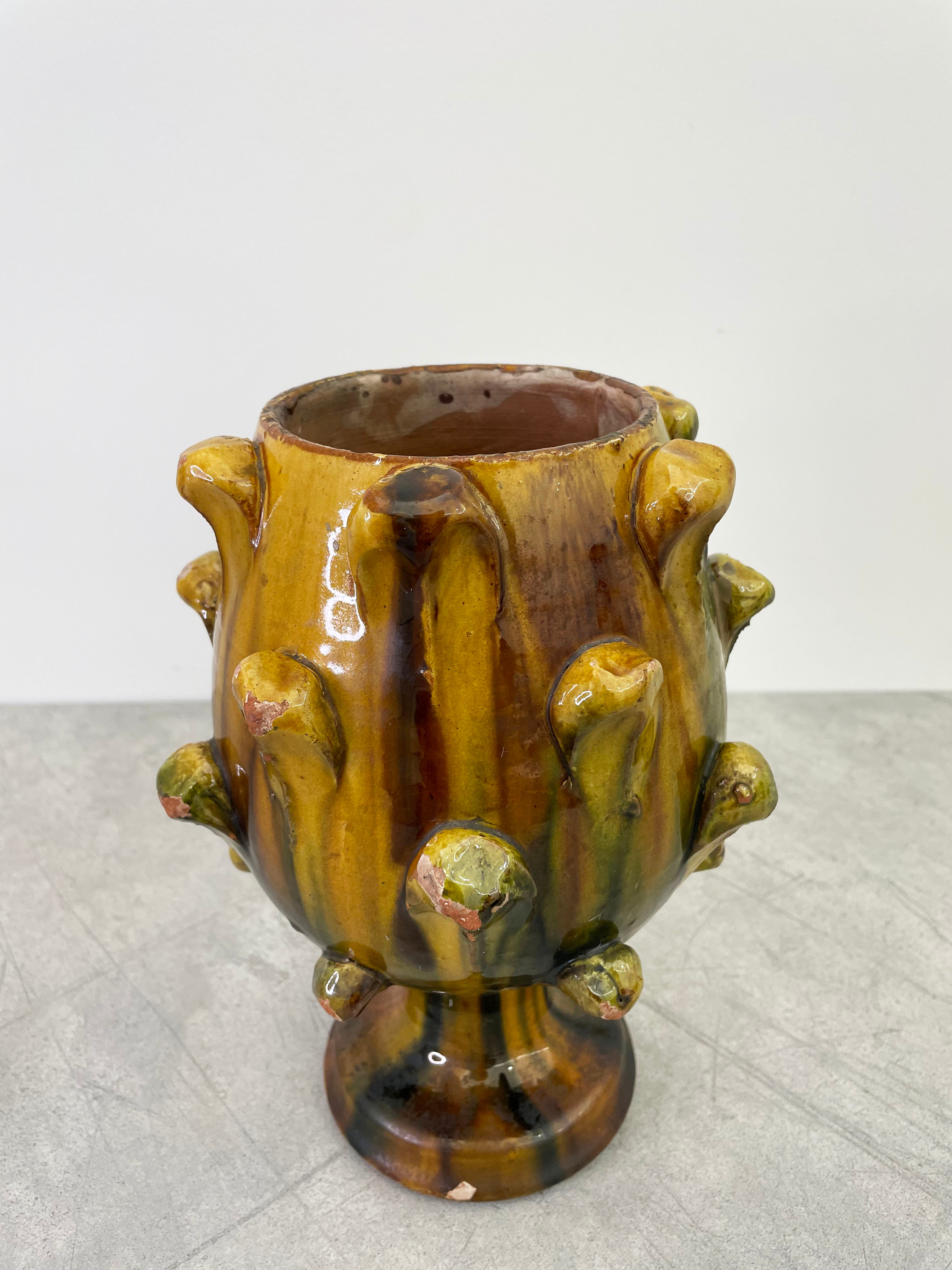 Vintage 'pigna' vase