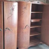 Armoire en bois massif style fleurs années 1950