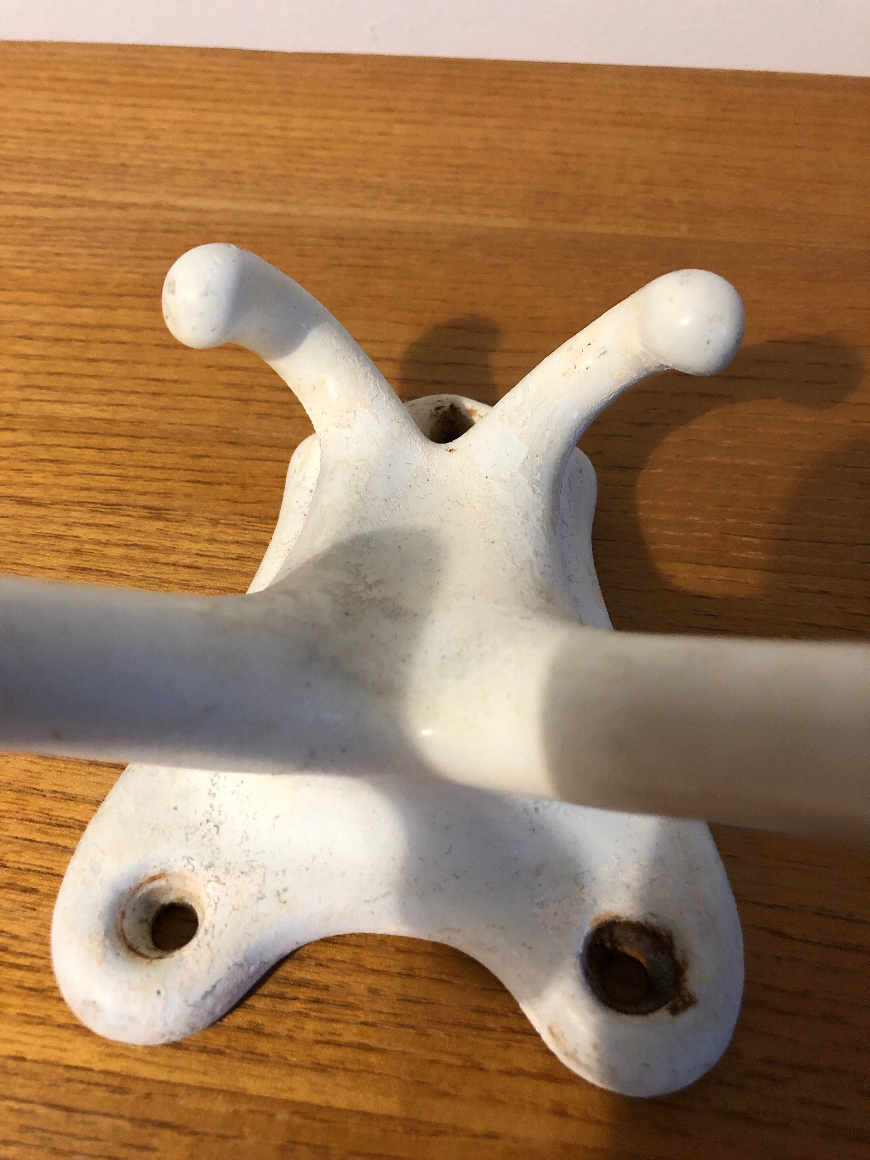 Cast iron hook 4 horns