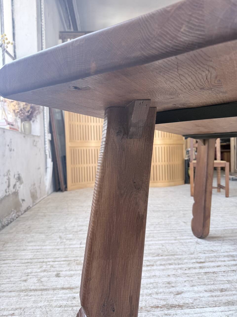 Brutalist oak table by De Puydt, Belgium 1970