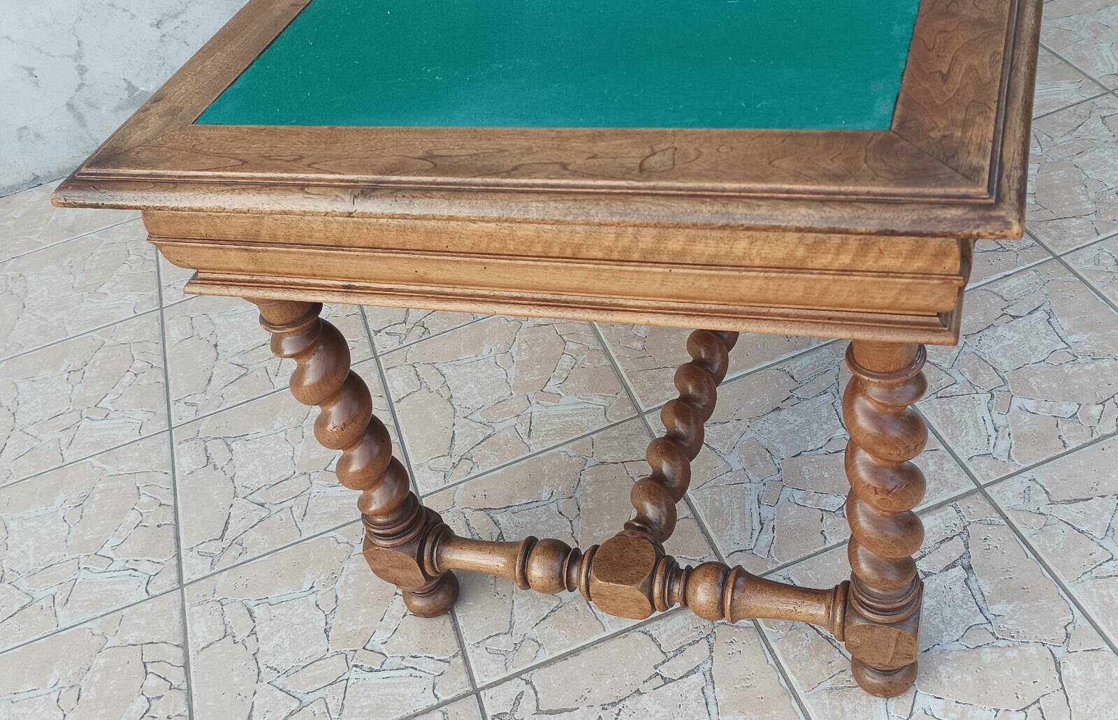 Louis XIII desk in walnut