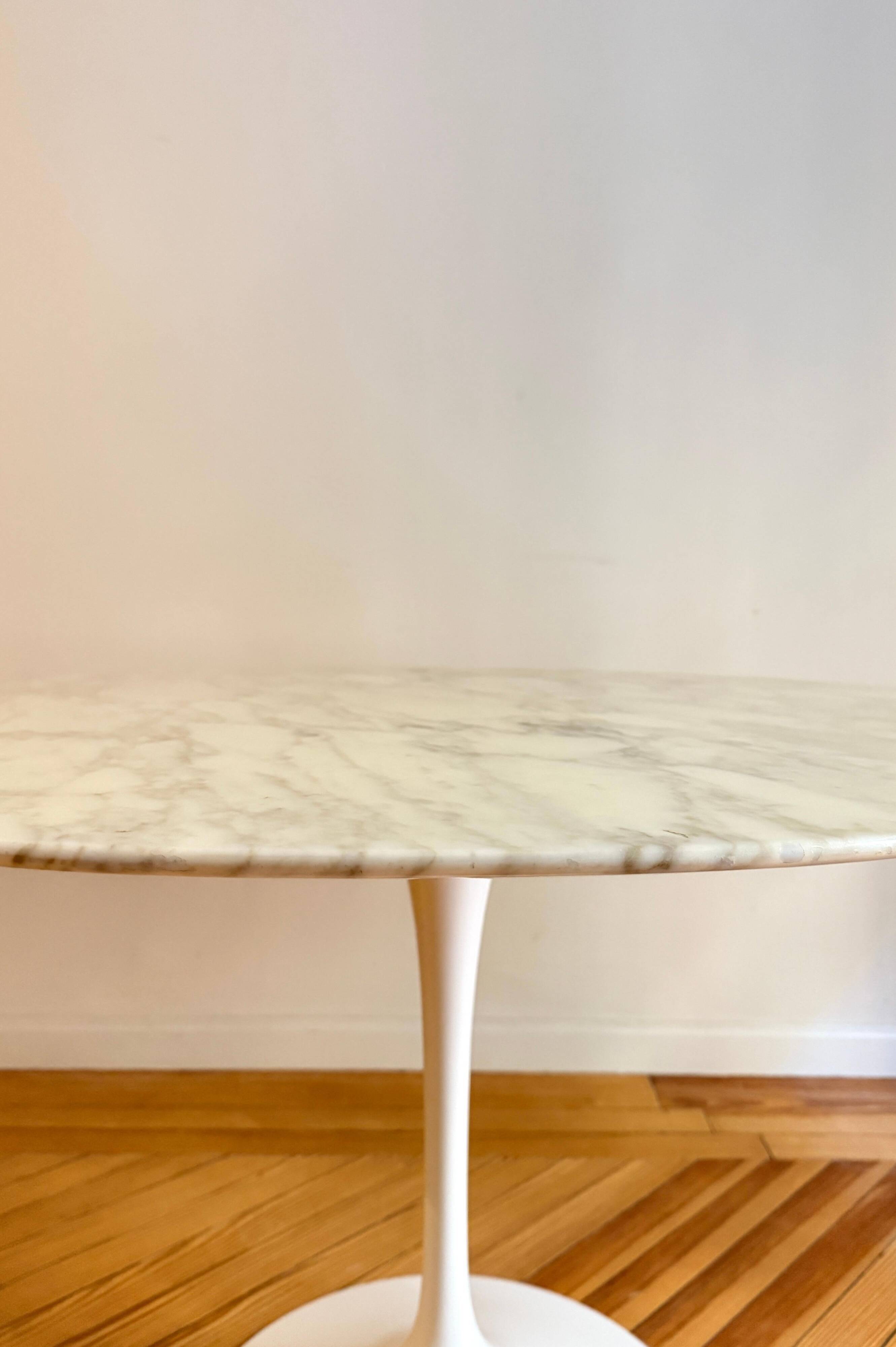 Tulip Table by Eero Saarinen with Calacatta Marble