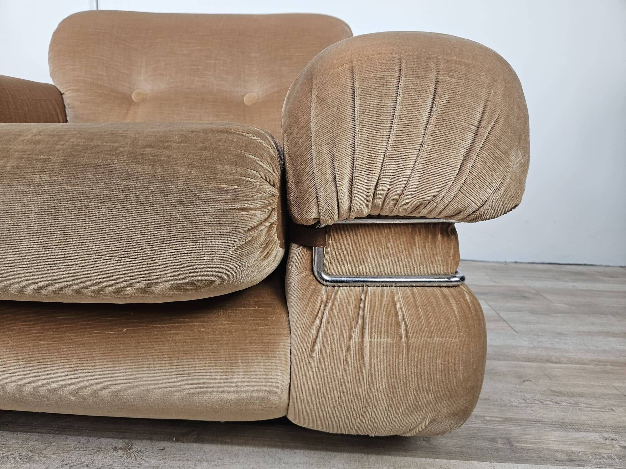 Fauteuil en tissu et acier tubulaire, années 1970